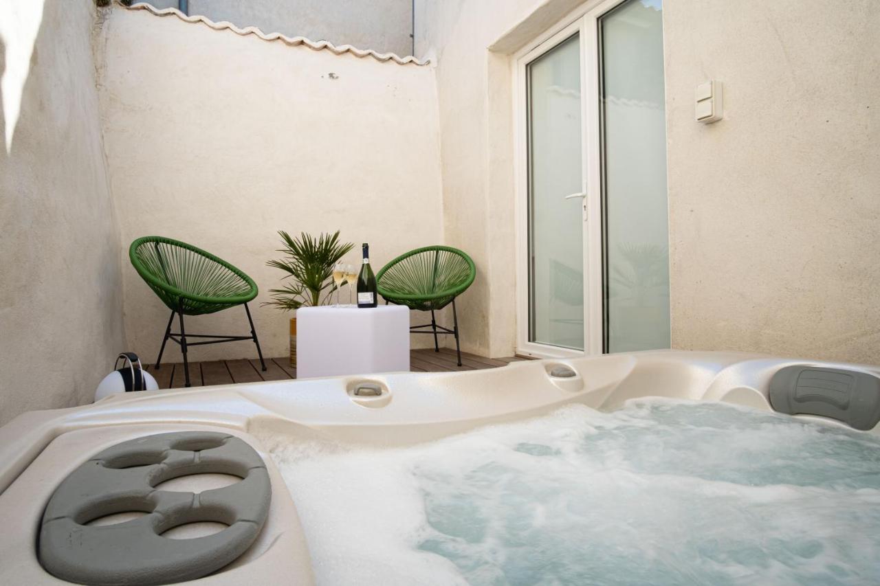 L'Acqua Dolce - La Rochelle - Ile De Re - Jacuzzi Lägenhet Exteriör bild